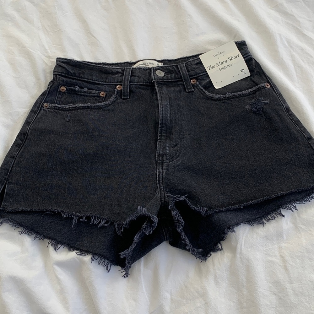 New with tags Abercrombie shorts